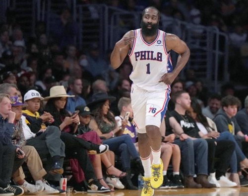 詹姆斯在职 詹姆斯在职